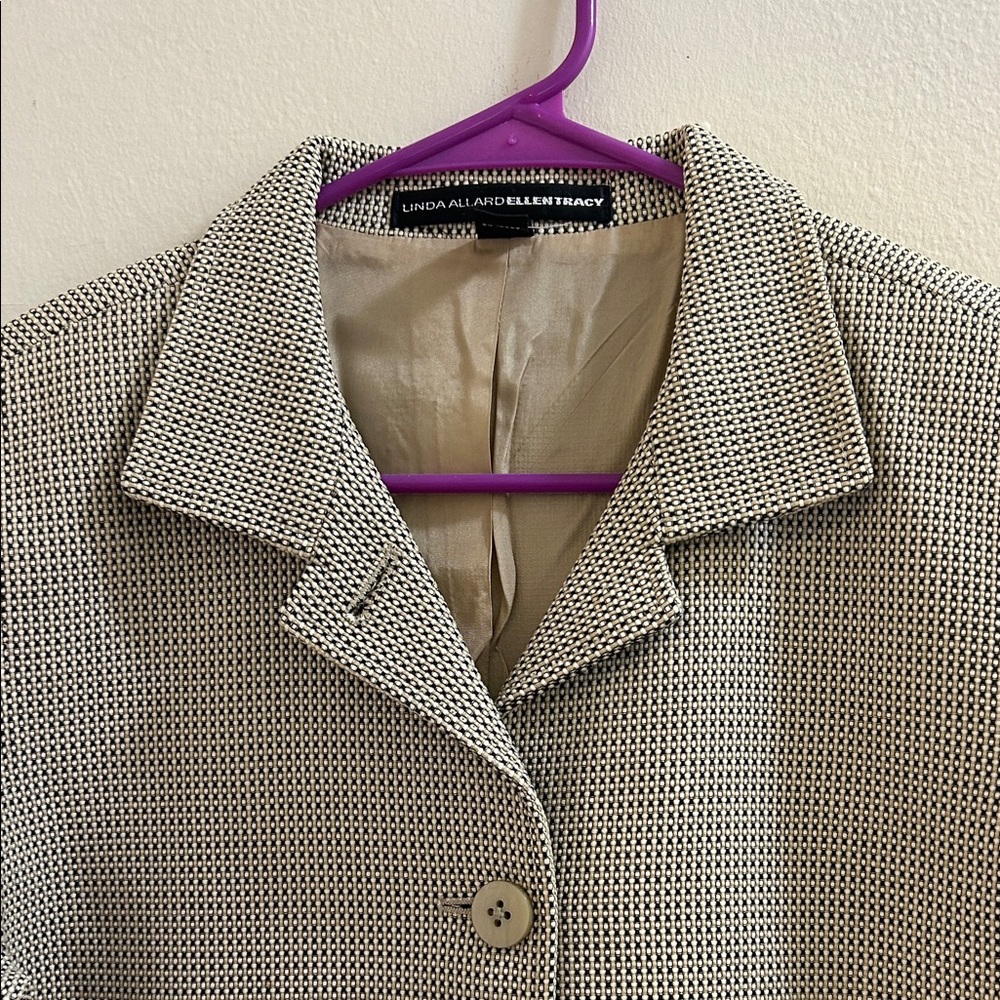 Linda Allard Ellen Tracy Beige Textured Blazer* - Picture 3 of 7